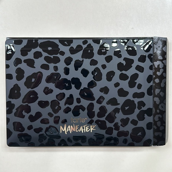 Tarte Maneater eyeshadow palette - Picture 2 of 3